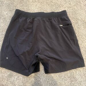 Luluemon T.H.E. Short Black XL 5”